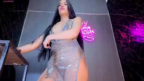 Snapshot of amgeline chatting on 06-10-26, 01:06 amgeline online show from 06-10-26, 01:06