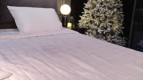 Ami online show from 12-18-24, 07:47