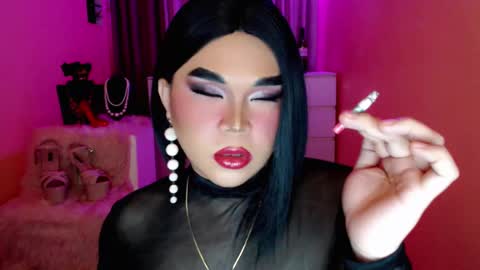 Snapshot of amiadoll chatting on 01-02-25, 05:39 Queen Mireska online show from 01-02-25, 05:39