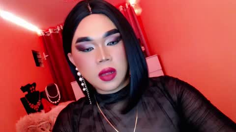 Snapshot of amiadoll chatting on 03-02-25, 07:12 Queen Mireska online show from 03-02-25, 07:12