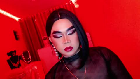 Snapshot of amiadoll chatting on 03-03-25, 03:31 Queen Mireska online show from 03-03-25, 03:31