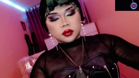 Queen Mireska online show from 02-07-26, 05:38