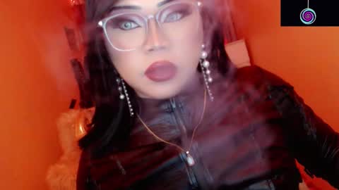 Queen Mireska online show from 02-28-26, 05:14