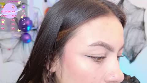 Snapshot of amicuper chatting on 10-14-25, 06:31 Amy online show from 10-14-25, 06:31