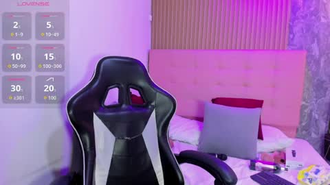 Amiee online show from 06-14-26, 02:24