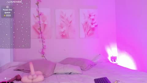 AmiiClark  online show from 06-07-26, 07:06