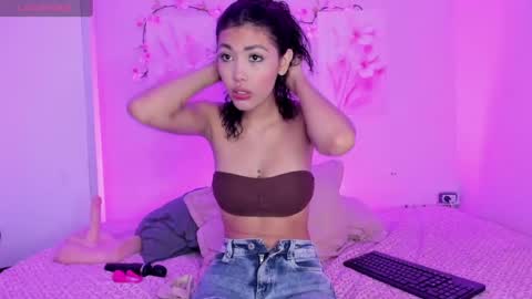 AmiiClark  online show from 07-18-26, 07:06