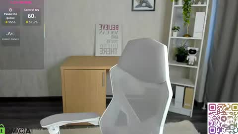 amilia_may online show from 07-05-26, 04:19