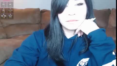 Snapshot of amilustxx chatting on 04-10-26, 06:45 amilust online show from 04-10-26, 06:45