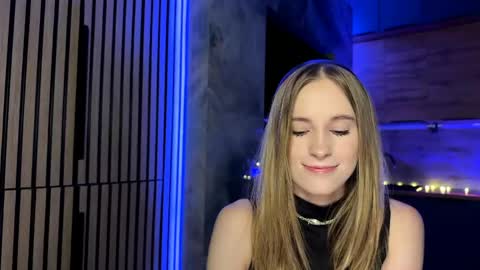 Amily online show from 05-16-26, 03:55