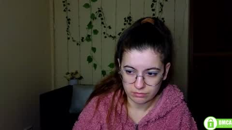 Amina online show from 01-08-26, 06:37