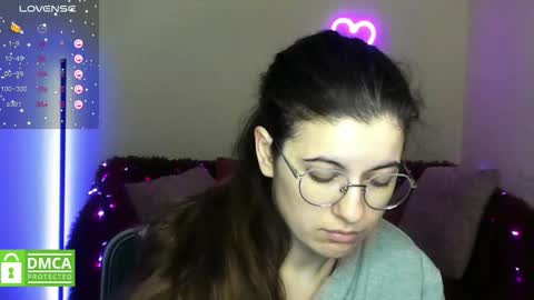 Amina online show from 01-18-26, 06:28