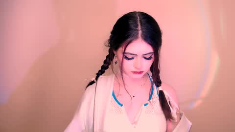 Snapshot of aminarose77 chatting on 03-10-26, 11:32 Amina online show from 03-10-26, 11:32