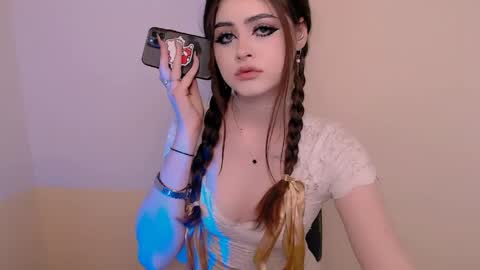 Snapshot of aminarose77 chatting on 04-22-26, 03:57 Amina online show from 04-22-26, 03:57