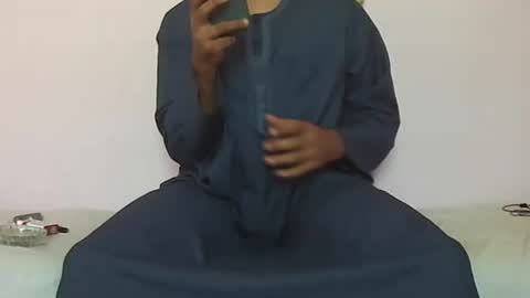 Snapshot of amir_elaraby chatting on 10-30-25, 01:34 Amir online show from 10-30-25, 01:34