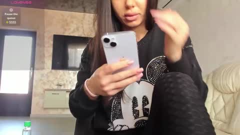 Amirarossee online show from 02-23-25, 08:39