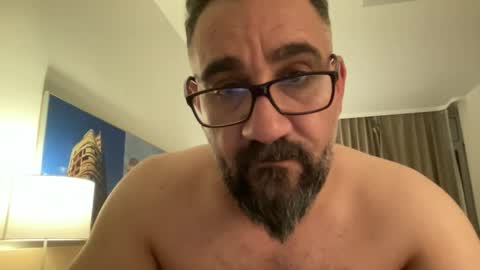 Snapshot of amirsds3298129 chatting on 04-20-26, 08:21 amirsds3298129 online show from 04-20-26, 08:21