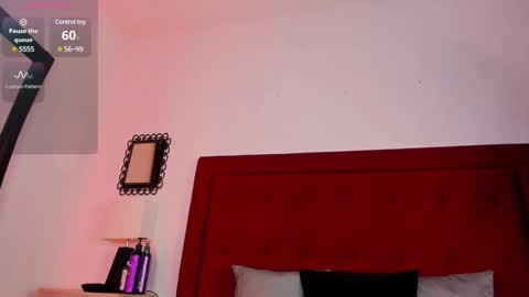 Snapshot of ammbar_foxx chatting on 01-28-25, 12:00 ambar online show from 01-28-25, 12:00