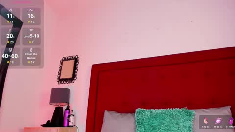 Snapshot of ammbar_foxx chatting on 02-23-25, 11:44 ambar online show from 02-23-25, 11:44