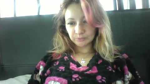 Snapshot of ammber3 chatting on 02-07-25, 12:39 Paula D online show from 02-07-25, 12:39