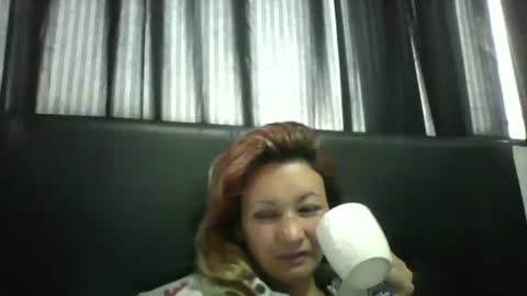 Snapshot of ammber3 chatting on 03-11-25, 11:01 Paula D online show from 03-11-25, 11:01