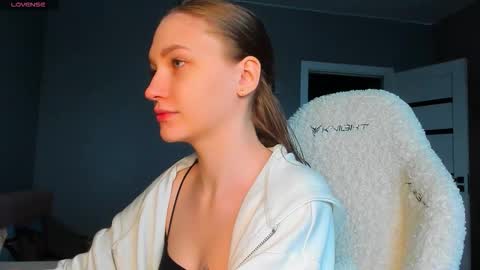 Snapshot of ammi_bliss chatting on 12-23-25, 06:33 Ammi online show from 12-23-25, 06:33