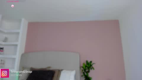 Snapshot of ammy_brown_ chatting on 05-14-26, 07:31 AMMY online show from 05-14-26, 07:31