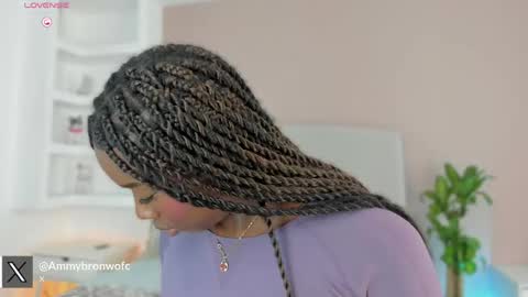 Snapshot of ammy_brown_ chatting on 05-20-26, 07:20 AMMY online show from 05-20-26, 07:20