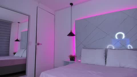 Snapshot of ammy_camm chatting on 01-25-25, 06:55 Ammy  online show from 01-25-25, 06:55