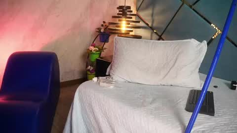 ammy durand online show from 05-27-26, 01:57