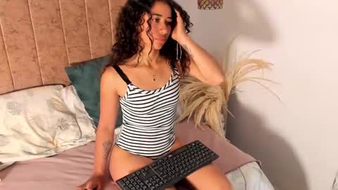 Ammy Nova online show from 12-13-24, 10:34