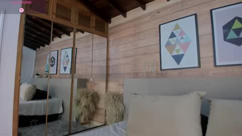 Ammy Scott  online show from 09-18-25, 10:45