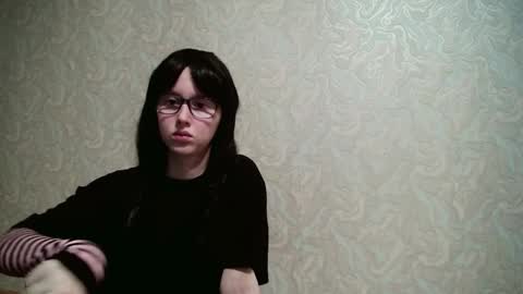 Amomira online show from 10-30-25, 03:08