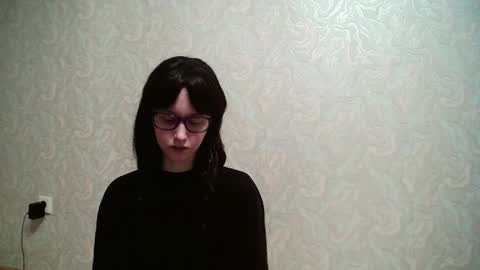 Amomira online show from 03-18-26, 12:47