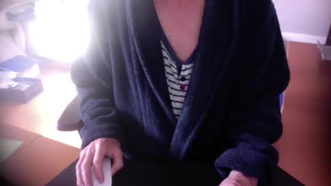 Amor2200 online show from 11-04-25, 09:08