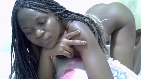 Snapshot of amor_anny chatting on 06-25-26, 10:14 anny online show from 06-25-26, 10:14