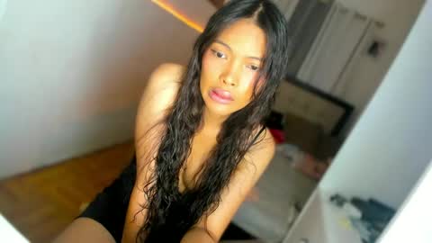 Prinsesa online show from 02-21-25, 01:22