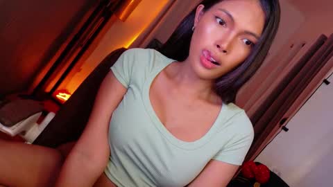 Prinsesa online show from 09-10-25, 07:03