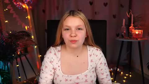 Tessa  online show from 02-13-25, 04:50