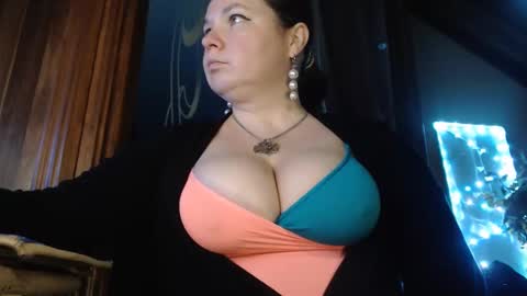 amorelara online show from 12-05-24, 04:23