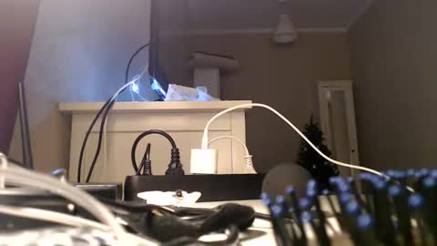 Snapshot of amoremeoww chatting on 12-31-24, 06:24 miss unforgettable online show from 12-31-24, 06:24