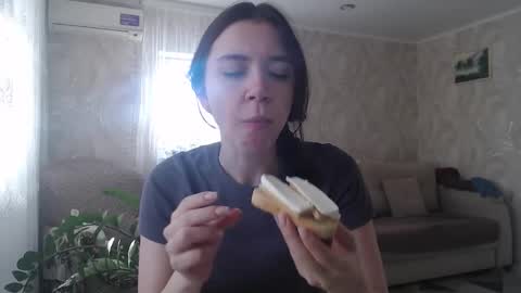 miss unforgettable online show from 11-04-25, 06:56