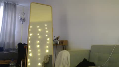 Snapshot of amoremeoww chatting on 06-30-26, 06:20 miss unforgettable online show from 06-30-26, 06:20