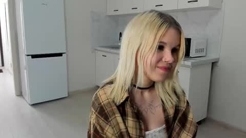 Katie online show from 09-15-25, 05:57