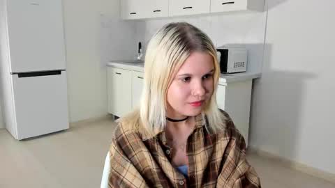 Katie online show from 09-16-25, 05:25