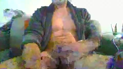 Snapshot of amram1985 chatting on 12-19-25, 12:34 amram1985 online show from 12-19-25, 12:34