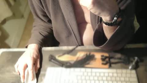 amslave4f online show from 02-14-26, 07:27