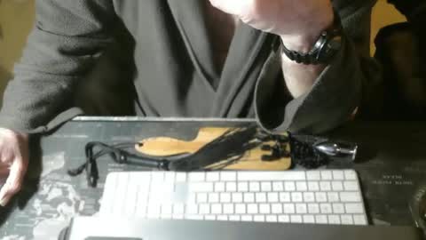 Snapshot of amslave4f chatting on 04-16-26, 10:12 amslave4f online show from 04-16-26, 10:12