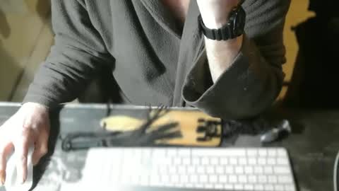 Snapshot of amslave4f chatting on 04-19-26, 10:23 amslave4f online show from 04-19-26, 10:23