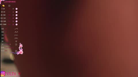 Snapshot of amunajaxson chatting on 10-11-25, 10:19 ------------- online show from 10-11-25, 10:19